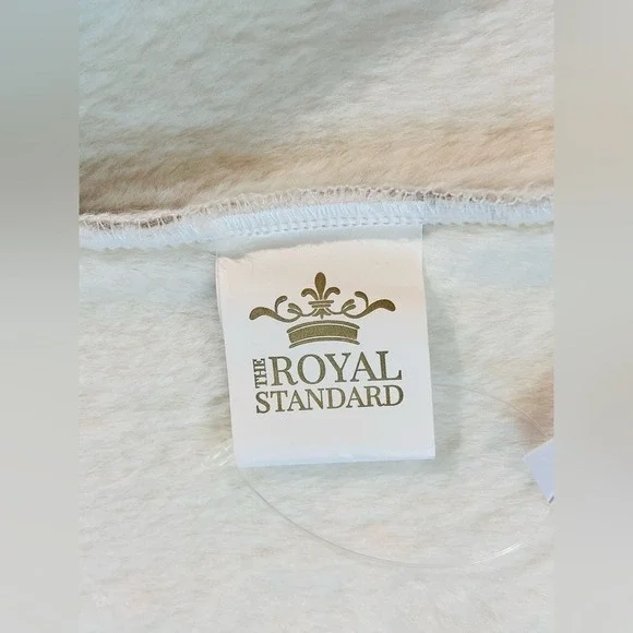 The Royal Standard Larson Oversized Vest, Color Cream and white, Size S/M‎ - Picture 10 of 10